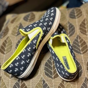 Adorable! Sperry Top-Sider Mariner - Navy/Lime Anchors - WO’s 10M